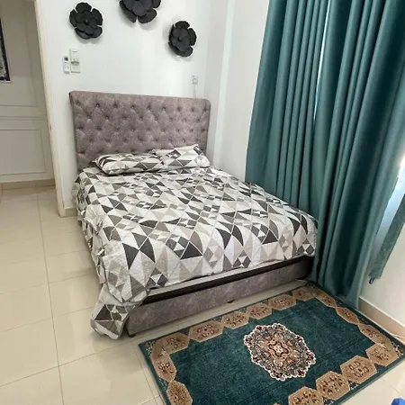 Driff Homestay 3Bedroom With Aircond 50M To Night Market Wakaf Che Yeh Kota Bharu Exterior photo